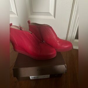 Paolo wedge bootie